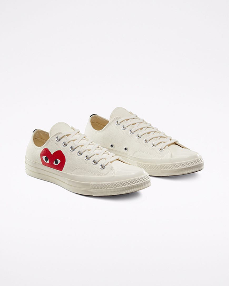 Tenis Converse x Comme des Garçons PLAY Chuck 70 Cano Baixo Masculino Branco Vermelhas | PT O0P3T19